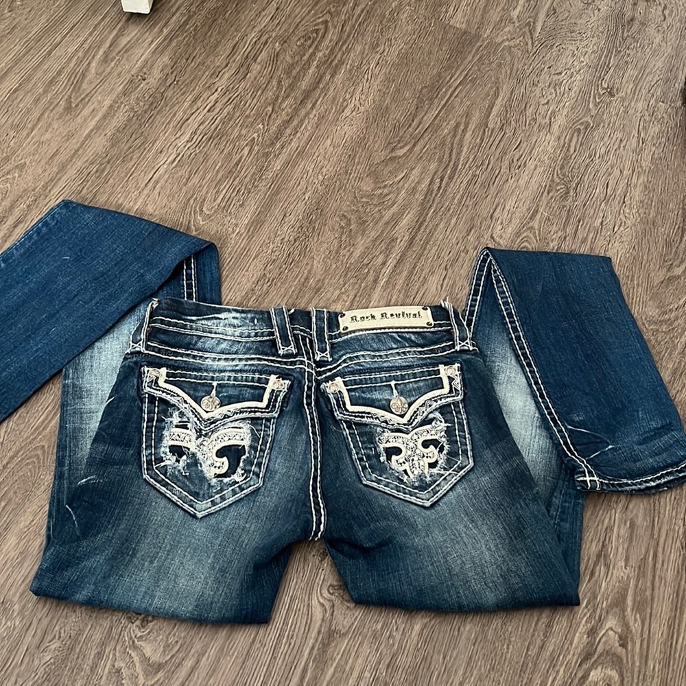 Super cute Rock Revival jeans